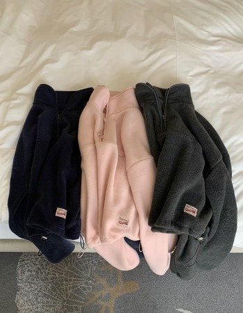 |粉/深灰 現貨| 短版縮腰柔軟高領上衣 |粉/深灰 現貨| 短版縮腰柔軟高領上衣