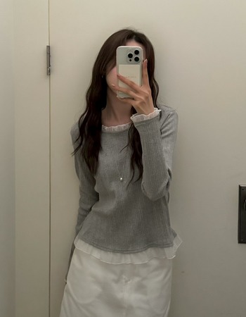 |黑 現貨| 優雅蕾絲花邊直紋上衣 |黑 現貨| 優雅蕾絲花邊直紋上衣