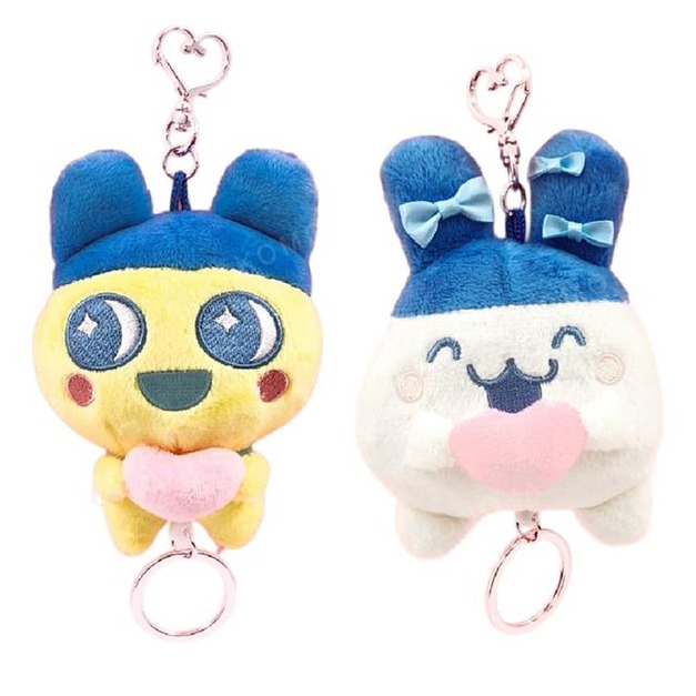 Tamagotchi 塔麻可吉 絨毛玩偶伸縮鑰匙圈 (抱愛心款) 麻美吉 咪咪吉