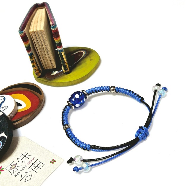 琉璃珠手鍊金剛結系列-Glass Beads Bracelet 寶藍色天牛之珠 琉璃珠手鍊金剛結系列-Glass Beads Bracelet 寶藍色天牛之珠