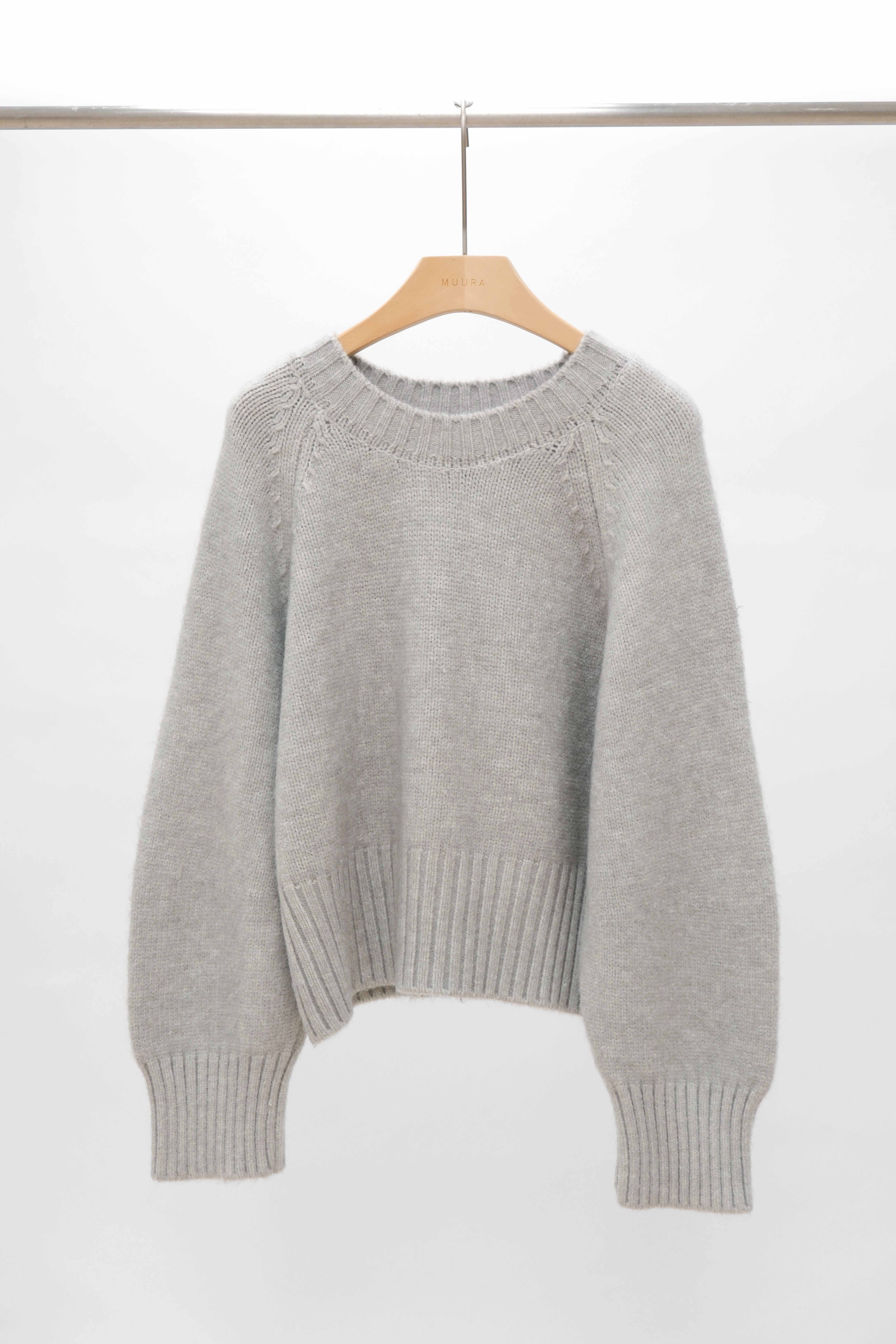 澎袖落肩微短版毛衣 澎袖落肩微短版毛衣