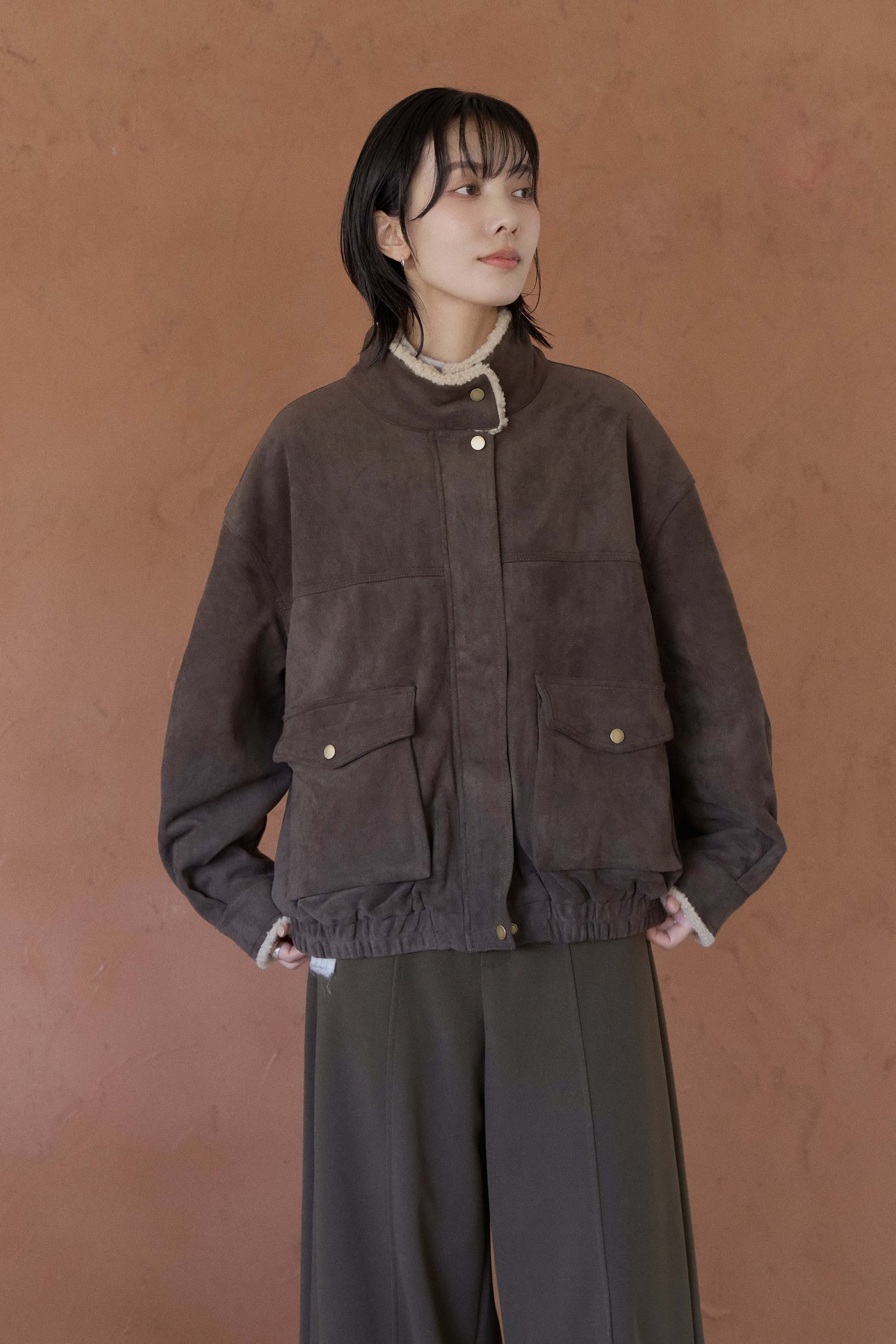 立領雙口袋刷絨麂皮外套 立領雙口袋刷絨麂皮外套