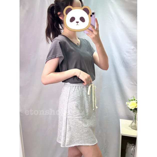 V領側抓皺竹節棉造型T V領側抓皺竹節棉造型T