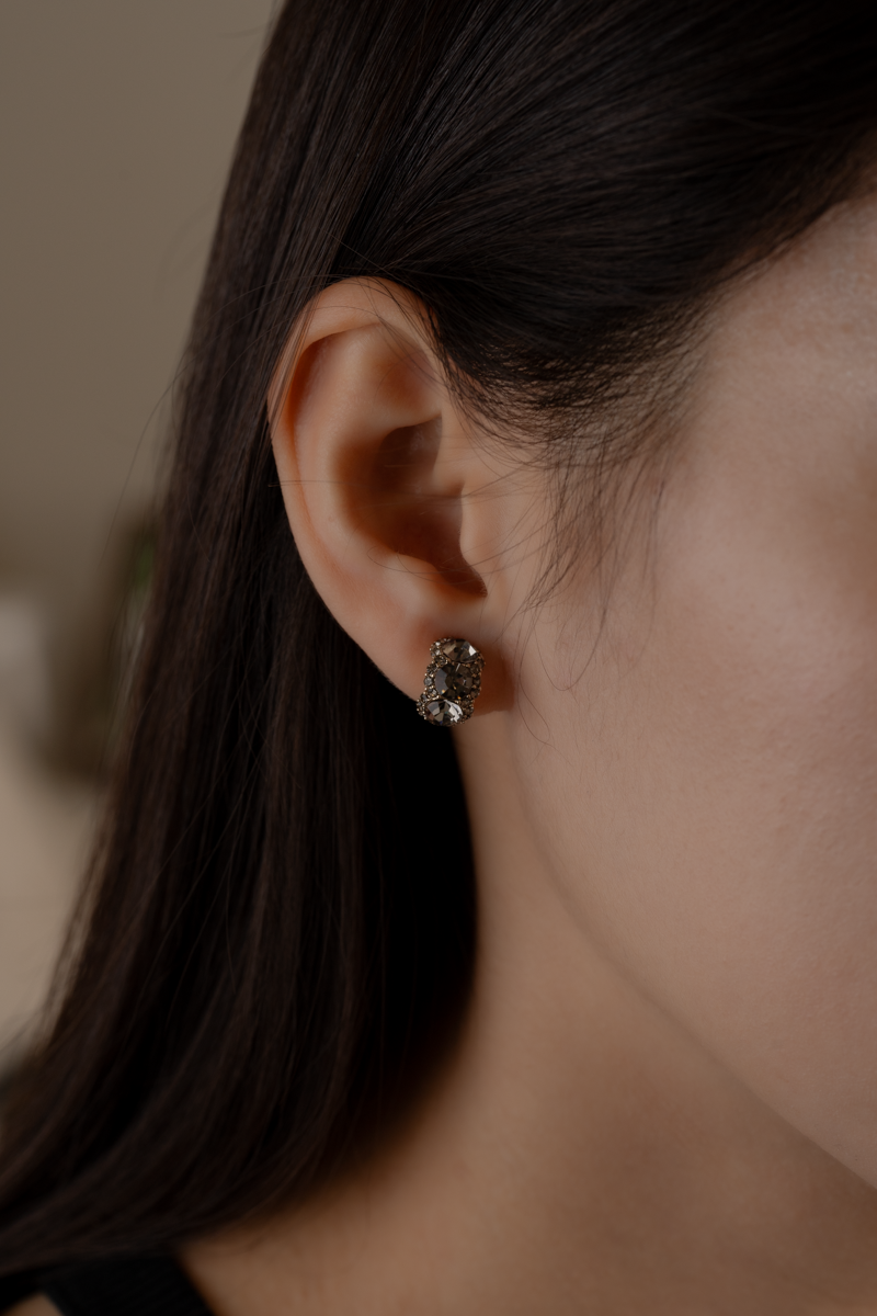 復古鑲邊滿鑽.蚊香盤耳夾- 金色