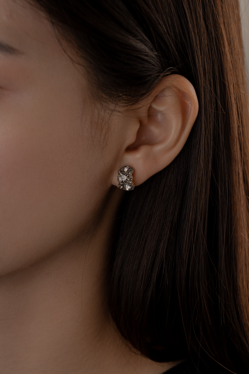 復古鑲邊滿鑽.蚊香盤耳夾- 金色