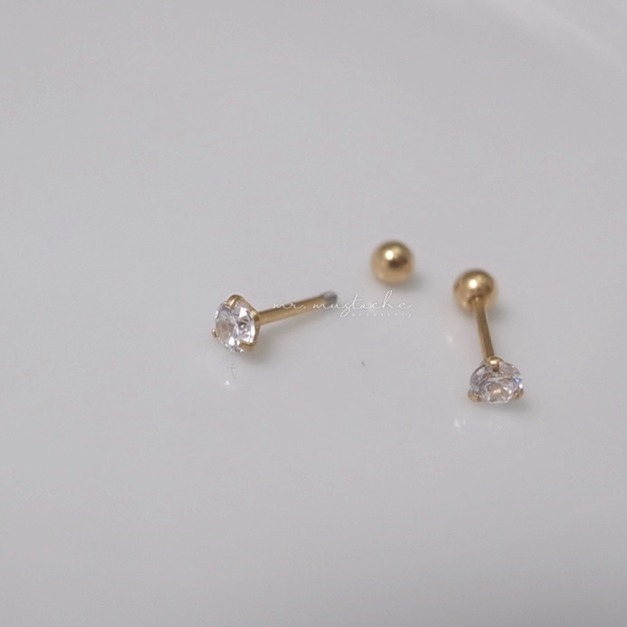 韓 316L醫療鋼小鑽耳環(單隻販售) 韓 316L醫療鋼小鑽耳環(單隻販售)