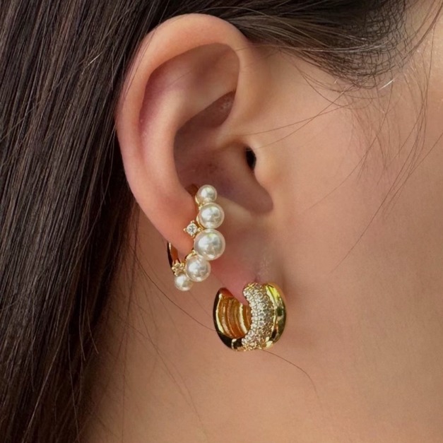 韓 寬環圈鑽耳環&珍珠耳扣(耳環、耳扣分開販售) 韓 寬環圈鑽耳環&珍珠耳扣(耳環、耳扣分開販售)