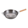 【日本和平FREIZ】千歲 日製木柄平底深煎鐵鍋(IH對應)-28cm_1 【日本和平FREIZ】千歲 日製木柄平底深煎鐵鍋(IH對應)-28cm_1