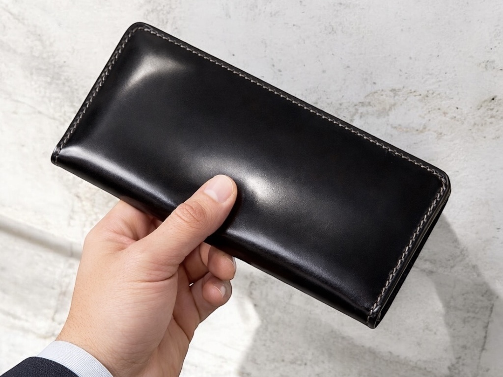 馬臀皮 Cordovan 成品光澤|細緻高密度皮革表面