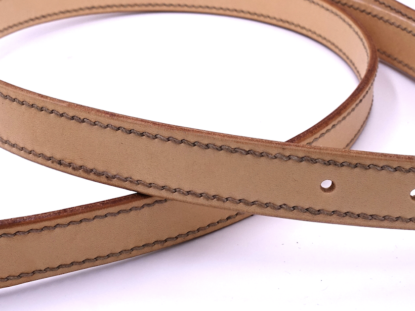 植鞣牛革成品質感|毛孔紋理與自然舊化