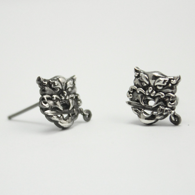 925純銀|金碧萬商劍獅耳環 e9702-3