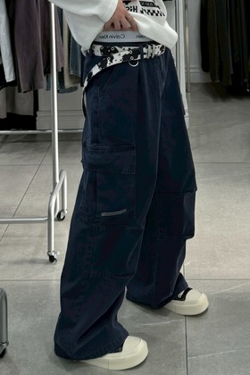 法藍水洗膝拼接廓腿工裝褲 法藍水洗膝拼接廓腿工裝褲