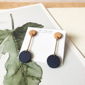 皮革耳環|垂墜圓|淺棕搭深藍(可改夾) 皮革耳環|垂墜圓|淺棕搭深藍(可改夾)