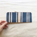 植鞣革短夾|4卡|分離式零錢袋|茄芷墨藍條紋_8 植鞣革短夾|4卡|分離式零錢袋|茄芷墨藍條紋_8