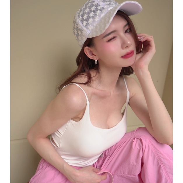 ➤透氣時髦小花朵網紗鴨舌帽