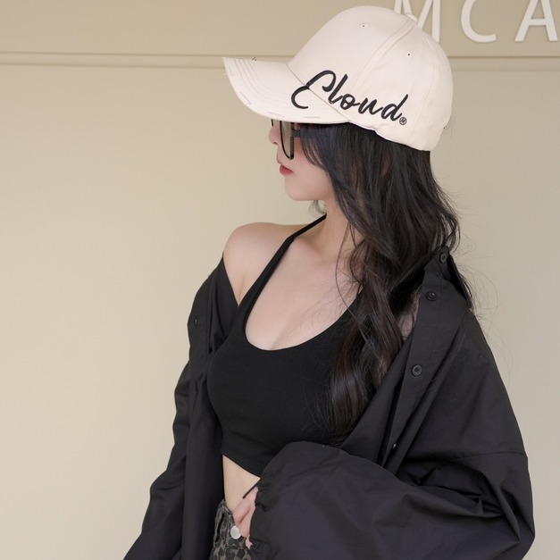 ➤單邊英字鴨舌帽