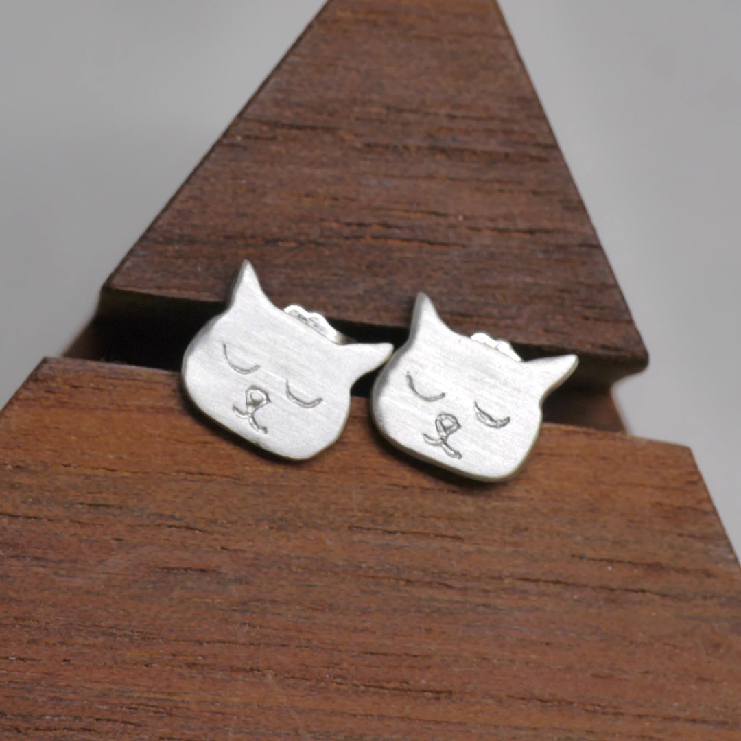貓臉表情耳環