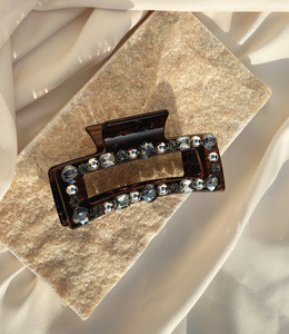 |鯊魚夾| 嚴冬 • 鋯石水晶壓克力 抓夾盤髮夾 單只販售 |鯊魚夾| 嚴冬 • 鋯石水晶壓克力 抓夾盤髮夾 單只販售