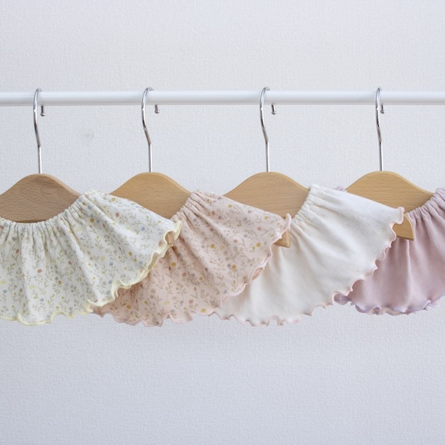 【預購】PUPO|日本製・緹花洞洞圍兜兜 (4色)*new!! 【預購】PUPO|日本製・緹花洞洞圍兜兜 (4色)*new!!