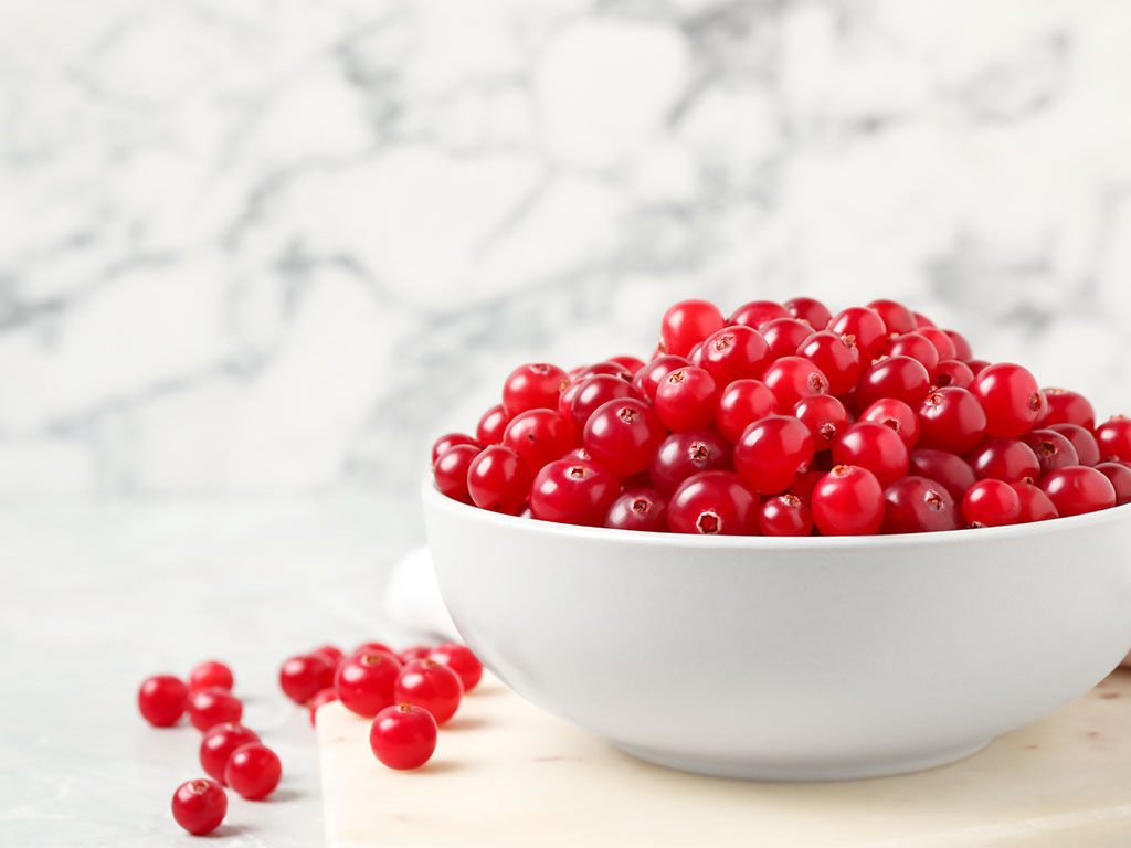 蔓越莓的功效與好處極多,富含豐富的營養元素,尤其對女性私密保養更加分