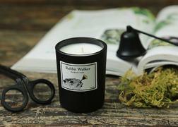 土撥鼠的春天-香氛蠟燭65g (黃花小蒼蘭)