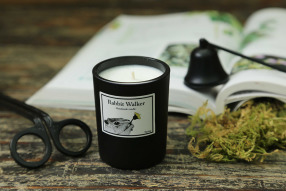 土撥鼠的春天-香氛蠟燭65g (黃花小蒼蘭)