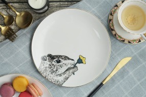 動物系列 - Groundhog 土撥鼠的春天20cm 金邊骨瓷餐盤(會員優惠中)