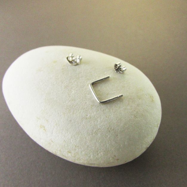 staple earring_訂書針耳環 staple earring_訂書針耳環