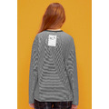 【中性款】條紋前綁帶圓領長袖上衣/黑白條_2 【中性款】條紋前綁帶圓領長袖上衣/黑白條_2