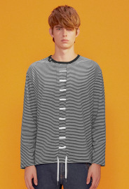 【中性款】條紋前綁帶圓領長袖上衣/黑白條 【中性款】條紋前綁帶圓領長袖上衣/黑白條