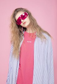 【中性款】後綁帶短袖圓領上衣/桃紅色 【中性款】後綁帶短袖圓領上衣/桃紅色