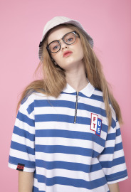 【中性款】寬大條紋 Polo shirt/藍白條紋 【中性款】寬大條紋 Polo shirt/藍白條紋