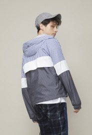 【中性款】套頭連帽拼接上衣/深藍拼接色 【中性款】套頭連帽拼接上衣/深藍拼接色