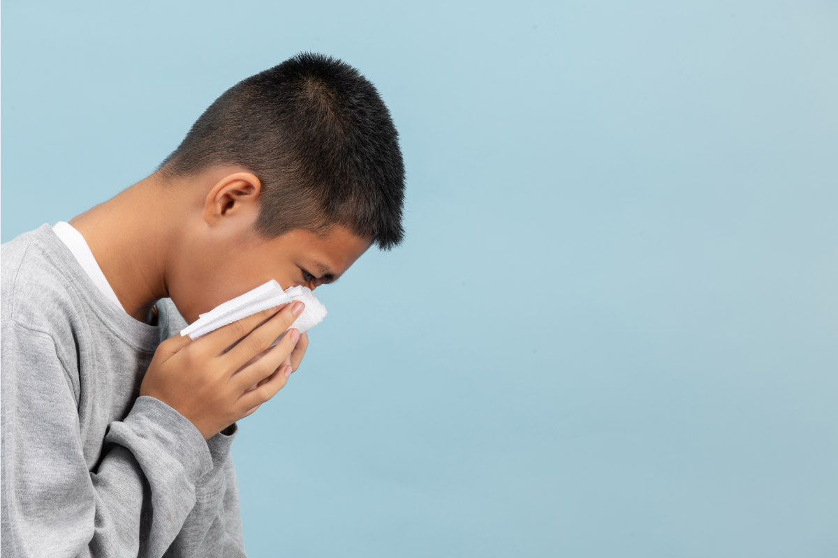 小孩過敏怎麼辦?過敏常見症狀包含濕疹、蕁麻疹、和泡疹、打噴嚏等