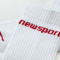 new sport 放縱自我【白紅】 經典LOGO運動長襪(S/M/L)_1 new sport 放縱自我【白紅】 經典LOGO運動長襪(S/M/L)_1