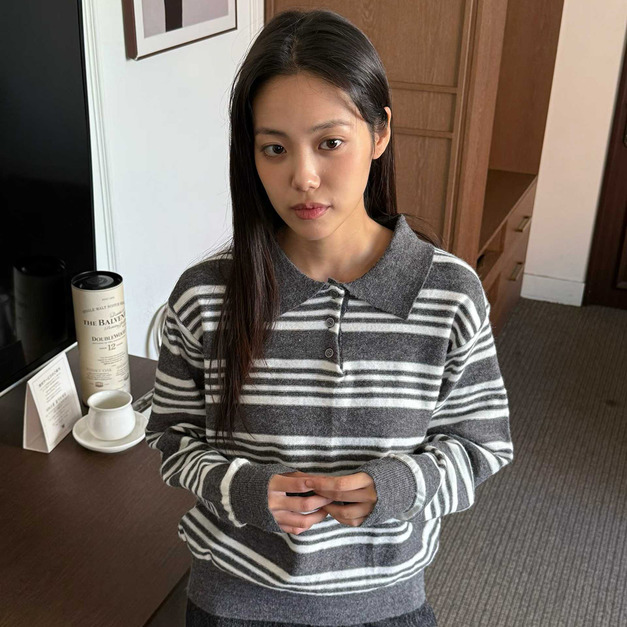 正韓 條紋開扣配色針織上衣 2款2色 正韓 條紋開扣配色針織上衣 2款2色