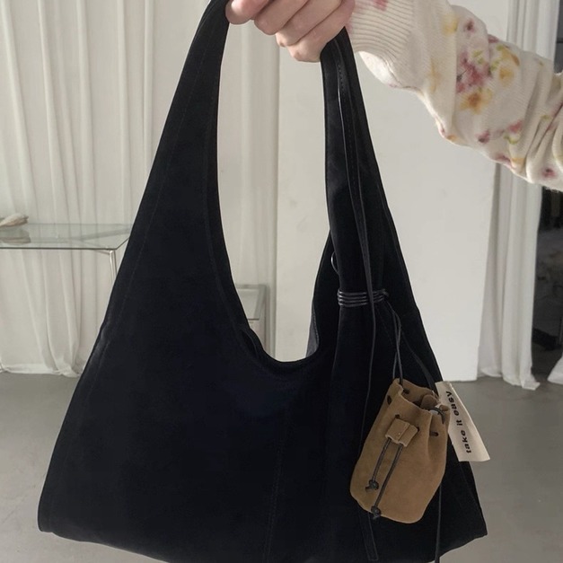 2025 NEW|大容量百搭休閒簡約風單肩腋下包 2025 NEW|大容量百搭休閒簡約風單肩腋下包