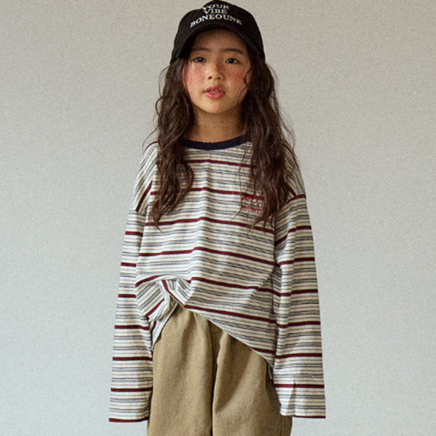 Boneoune 經典條紋刺繡長袖 Tee(3 色) Boneoune 經典條紋刺繡長袖 Tee(3 色)