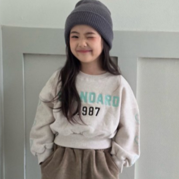 COMMA 韓國童裝|STANDARD 1987 刺繡大學T COMMA 韓國童裝|STANDARD 1987 刺繡大學T