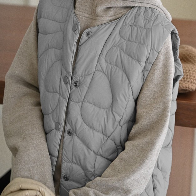 兒童線條感壓花設計鋪棉背心 4色 兒童線條感壓花設計鋪棉背心 4色