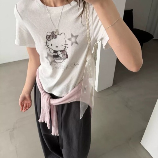 Hello Kitty童趣短版TEE 2色 Hello Kitty童趣短版TEE 2色