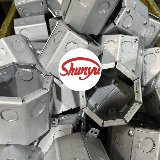 八角加深中空接線盒 1.6厚8.5CM 10CM深