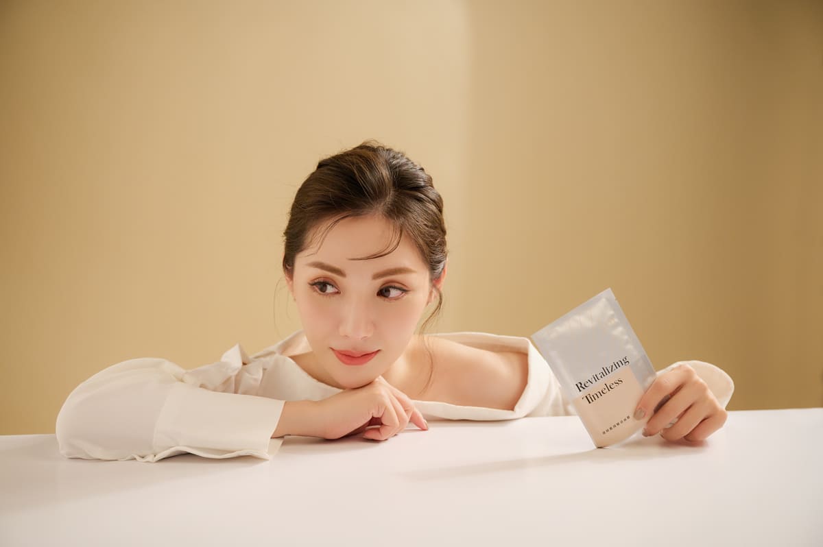 hui恆美創辦人蔡市蕙堅持不變的核心價值-打造水潤透亮的肌膚,以近乎苛求的標準,打造適合敏感肌使用且真實有感的保養品。