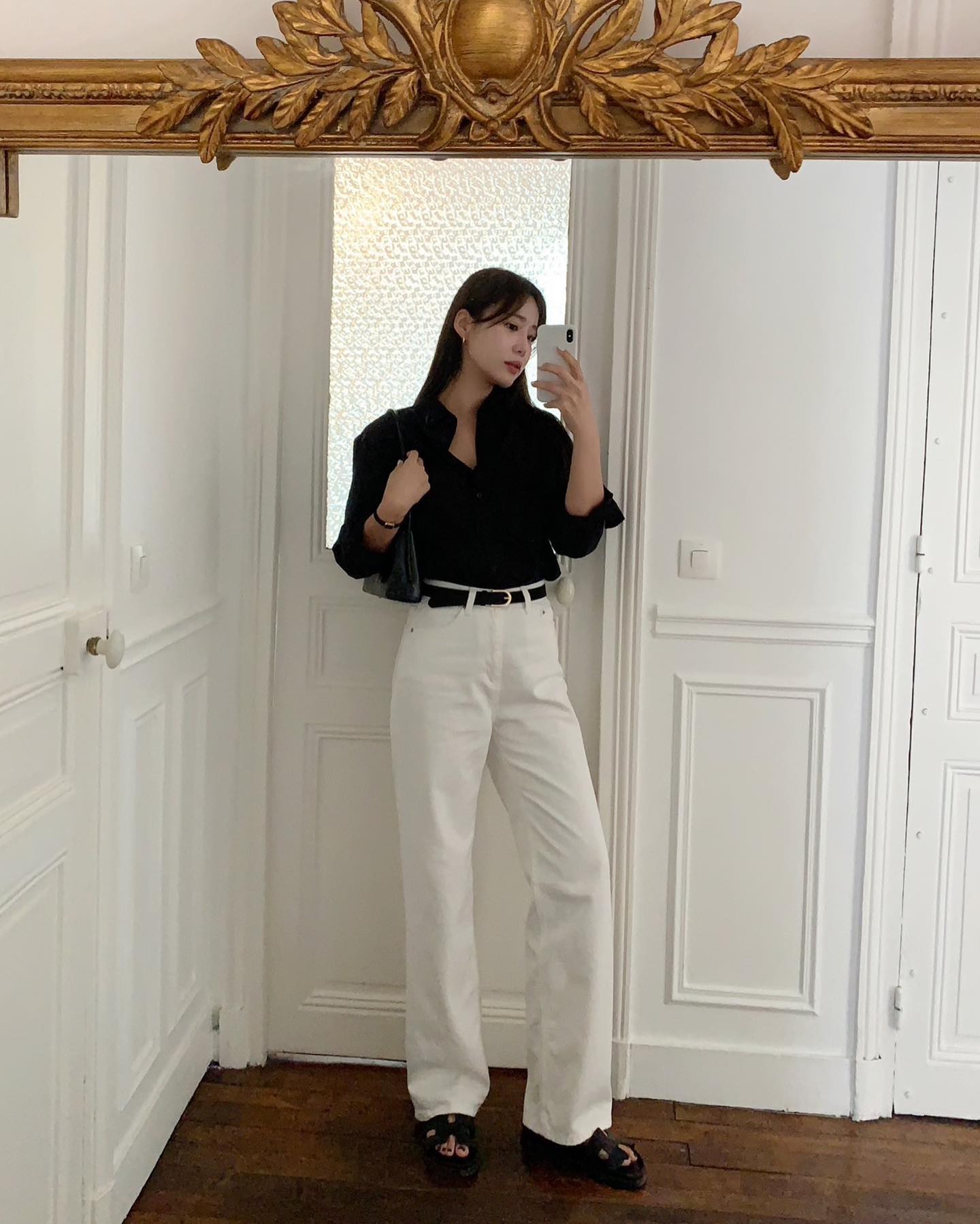 腰帶點綴更有型