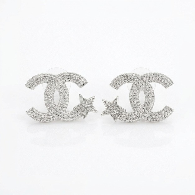 CHANEL 雙C星星滿鑽耳環 (銀) CHANEL 雙C星星滿鑽耳環 (銀)