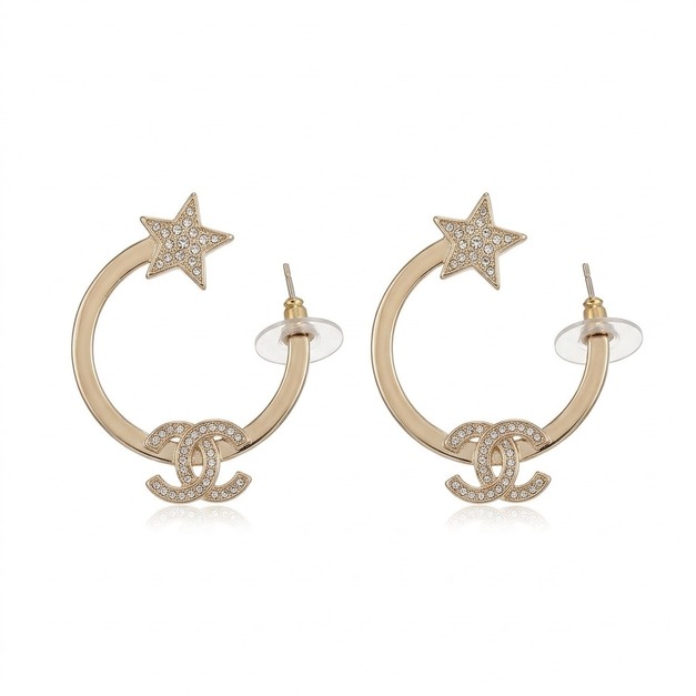 CHANEL 金色星星鑲鑽 CC Logo 圈形耳環 CHANEL 金色星星鑲鑽 CC Logo 圈形耳環