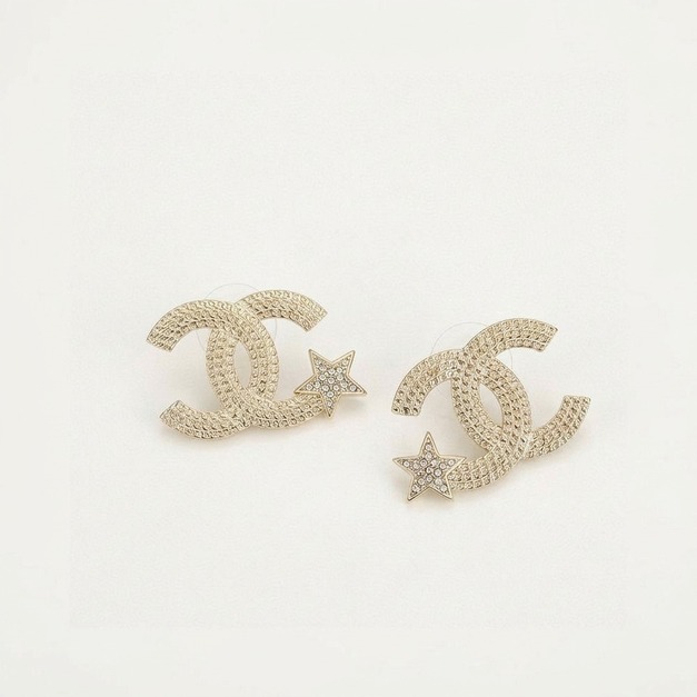 CHANEL 雙C星星滿鑽耳環 (金) CHANEL 雙C星星滿鑽耳環 (金)