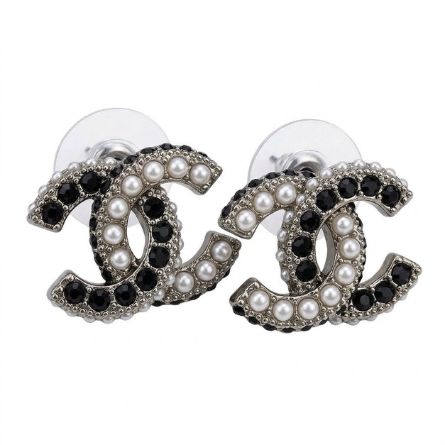 CHANEL 施華洛米珠黑白鑽珍珠耳釘 CHANEL 施華洛米珠黑白鑽珍珠耳釘