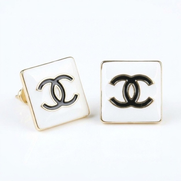 CHANEL 方框雙C耳環 (白) CHANEL 方框雙C耳環 (白)