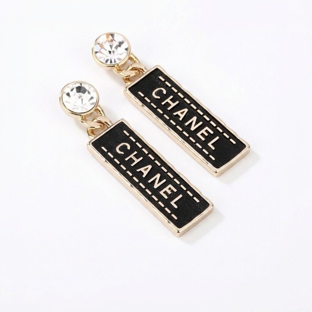 CHANEL 黑皮長條鑽石耳環 CHANEL 黑皮長條鑽石耳環